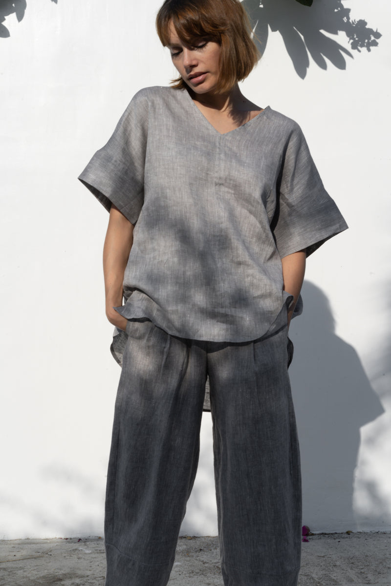 Yua Linen V-Neck Short Sleeve Blouse